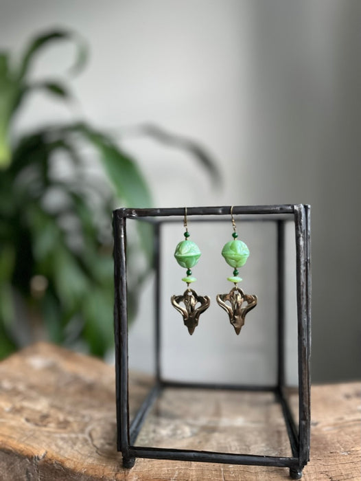 Up-cycled brass earring with vintage glass-beads